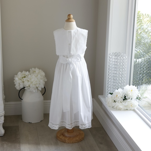 Strasburg Dress White Cotton Sleeveless Ecru Embroidery Beach Portrait LIKE NEW - Picture 6 of 7